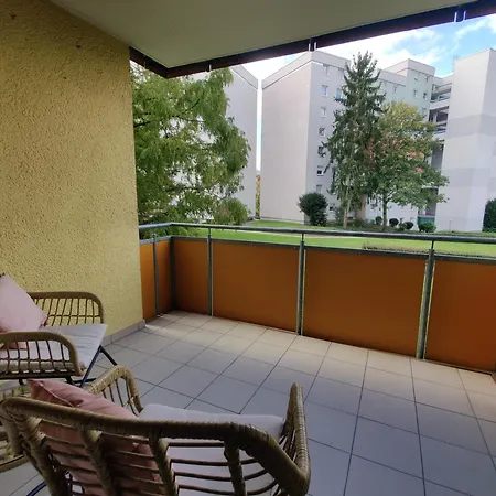 81qm, 3 Bedroom, King-bed, Parking, Fast Wifi, Netflix Waiblingen (Stuttgart)